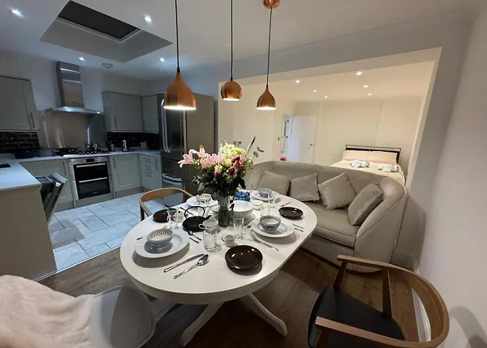 Premium House In Camden Town
